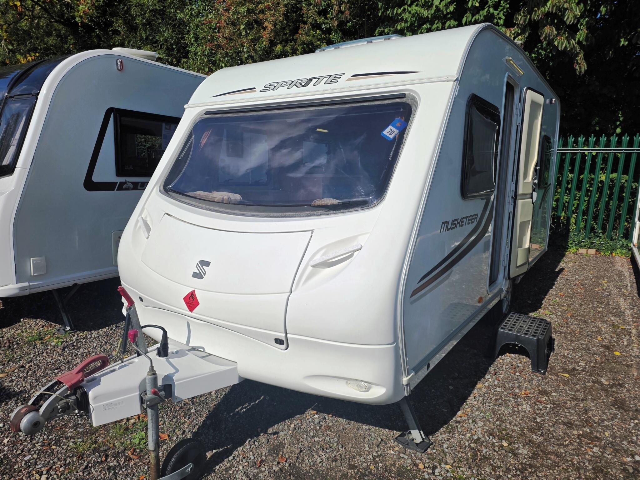 Sprite Musketeer ミニカーキャラバン Sprite Musketeer TD 2012 Caravan Model - 360 Exterior